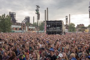 Colours-of-Ostrava-people01